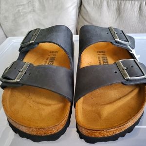 Birkenstock Unisex Arizona Two Strap Narrow Sandal